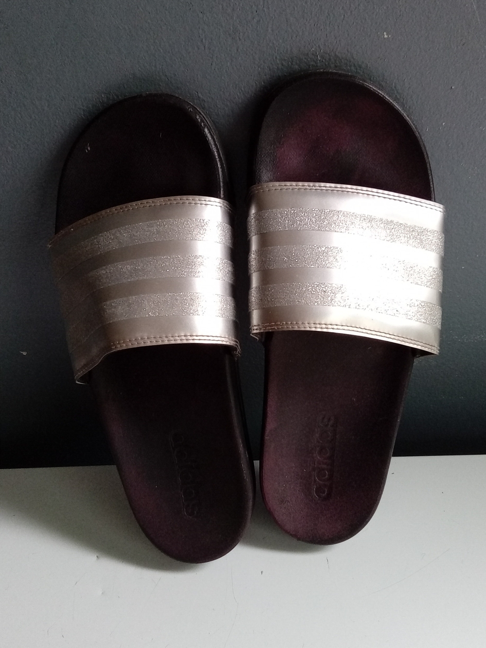 Adidas Adilette Comfort Slides Burgundy Metallic Rose Gold Glitter Sandals